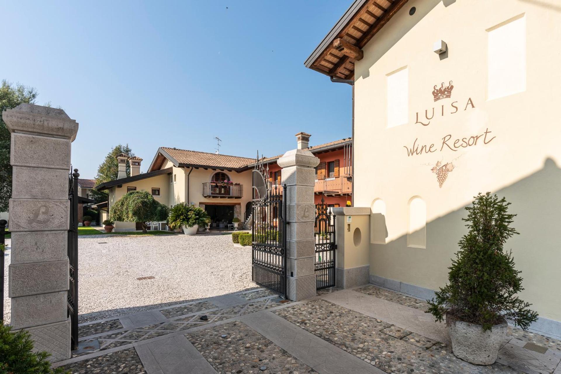Wine Resort Luisa Mariano del Friuli Exterior foto